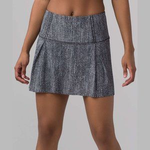 Lululemon Lost In Pace Black White Pleat Skirt Skort Shorts Daisy Dust Alpine 6